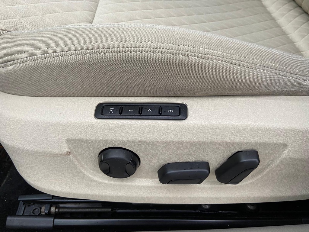 Skoda-Superb-Kombi-Ambition-8