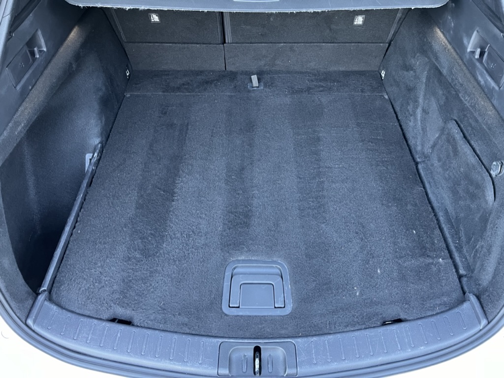 Skoda-Superb-Kombi-Ambition-9