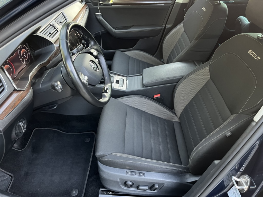 Skoda-Superb-Kombi-Ambition-5