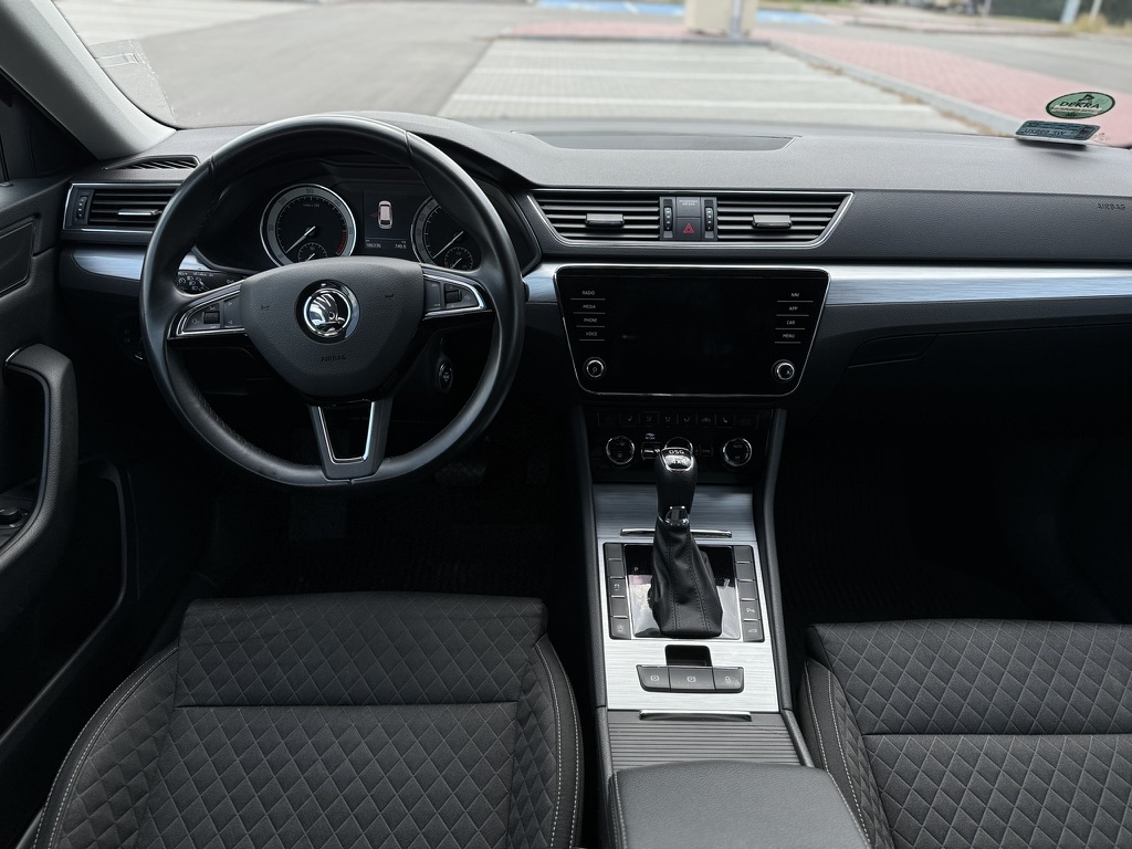 Skoda-Superb-Kombi-Ambition-4